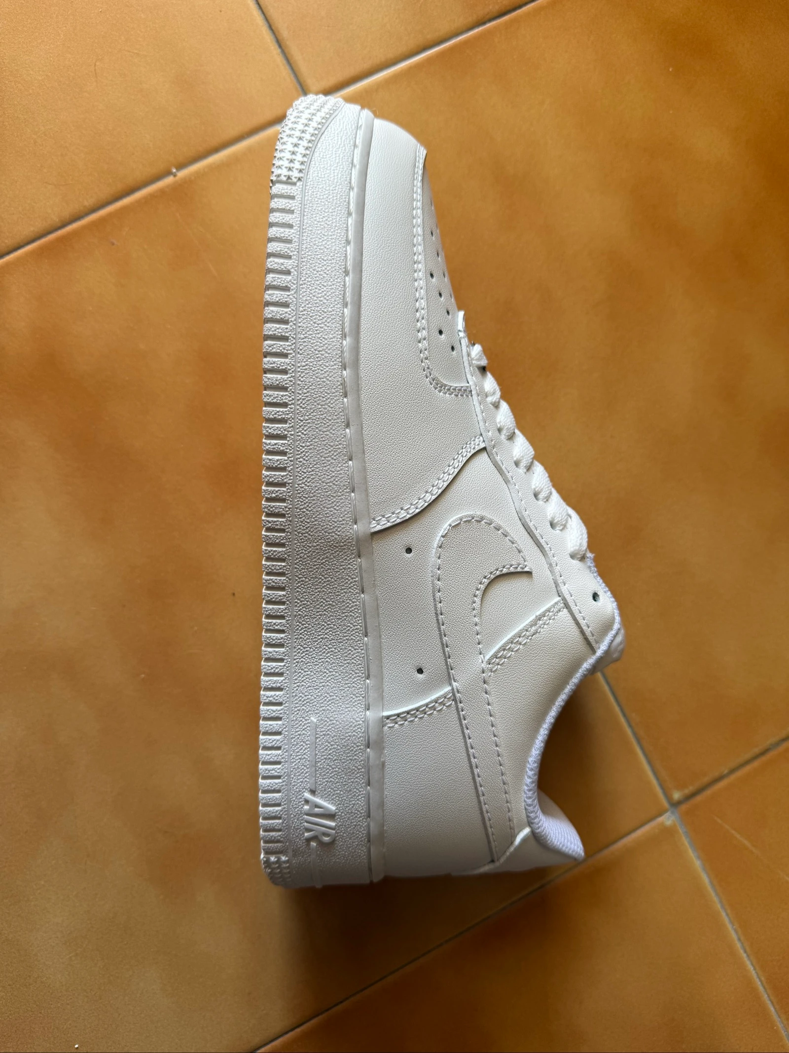 Air Force 01 – photo 2